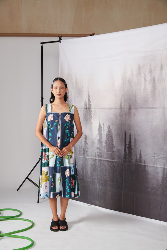 Flower Postal Half Sleeve Dress